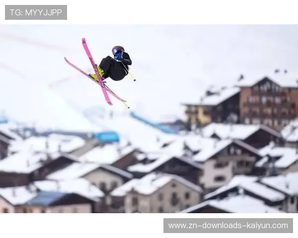 自由式滑雪女子坡面障碍技巧瑞士选手格雷莫德86.96分卫冕成功